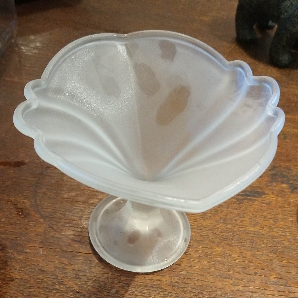 vintage Italian Frosted Glass Dish. Housecshelf3
